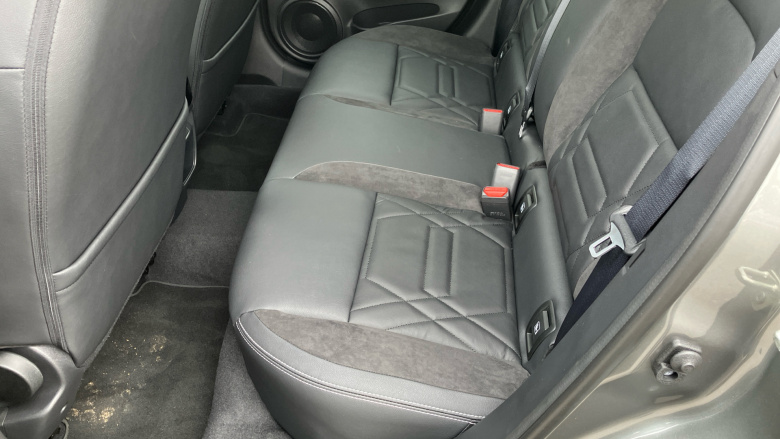 Nissan Juke 1.0 DiG-T Tekna+ 5dr Petrol Hatchback